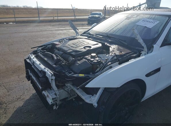 SAJAJ4FX5LCP63438 2020 JAGUAR XF Белый Вид спереди
