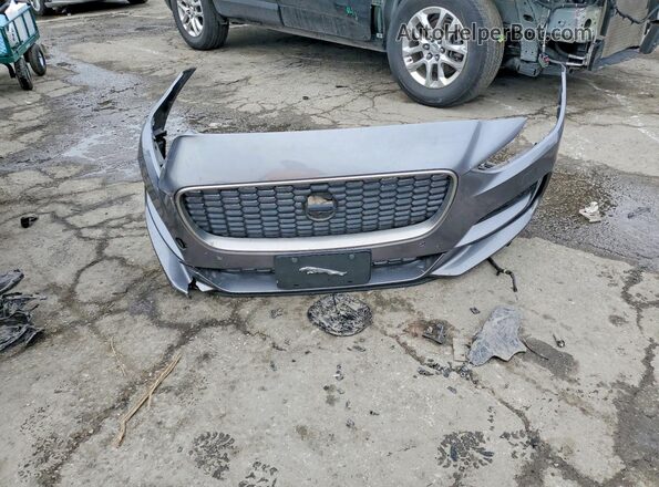 SAJAJ4FX9LCP56363 2020 JAGUAR XF Gray Vista del compartimento del motor
