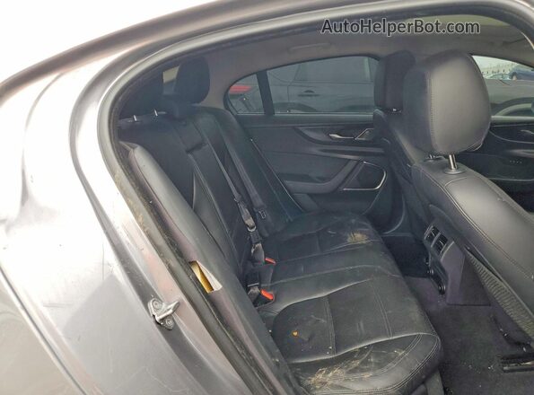 SAJAJ4FX9LCP56363 2020 JAGUAR XF Gray Vista de los asientos traseros