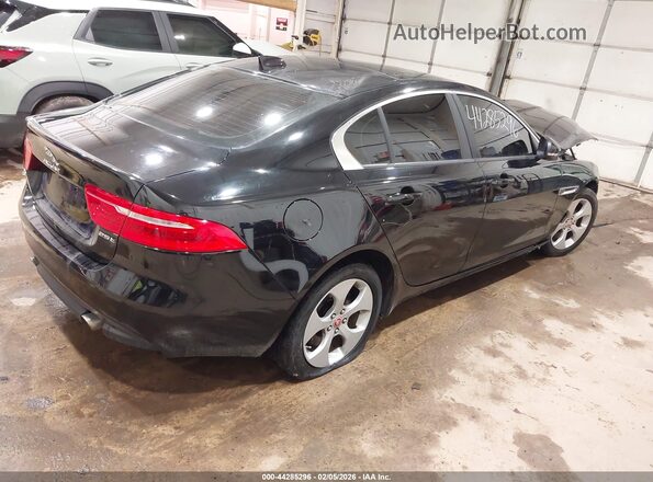 SAJAR4FX0JCP39263 2018 JAGUAR XF Black 