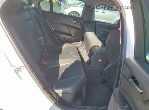 SAJAR4FX3KCP52591 2019 JAGUAR XF White Rear seats view