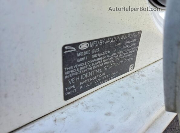 SAJAR4FX3KCP52591 2019 JAGUAR XF White Engine compartment view