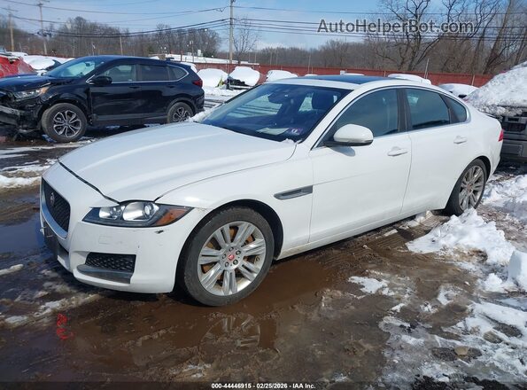 SAJBD4BV2GCY06638 2016 JAGUAR XF Белый Передняя левая четверть