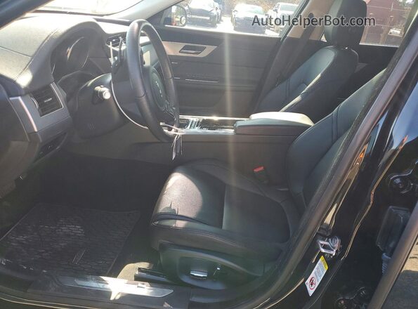 SAJBD4FX7LCY82975 2020 JAGUAR XF Black წინა სალონის ხედი