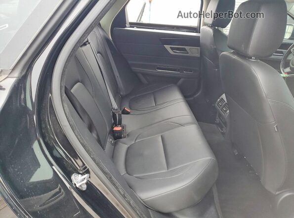 SAJBJ4BV6GCY22074 2016 JAGUAR XF Black Вид задніх сидінь