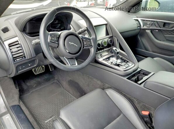 SAJDF5GX0MCK72375 2021 JAGUAR F-TYPE Gray Vista del salpicadero
