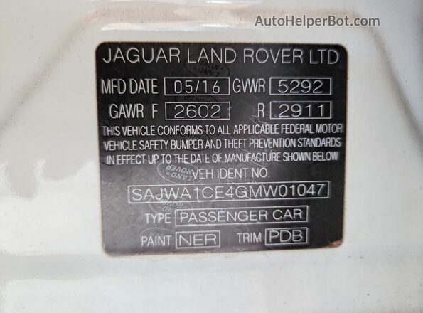 SAJWA1CE4GMW01047 2016 JAGUAR XJ White Engine compartment view