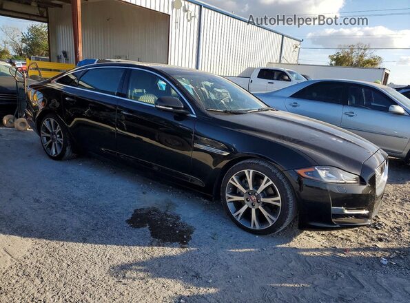 SAJWA2G76J8W15677 2018 JAGUAR XJL Черный Передняя правая четверть
