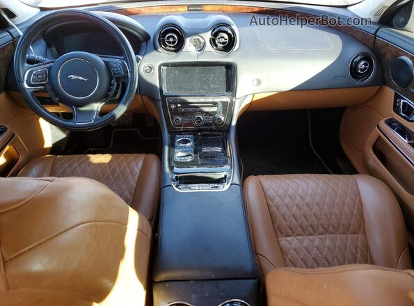 SAJWA2GE8JMW13516 2018 JAGUAR XJL Бордовый Вид панели приборов