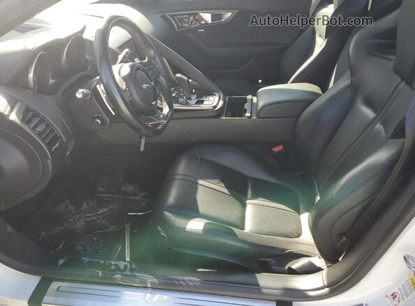 SAJWJ6DLXHMK35722 2017 JAGUAR F-TYPE White 