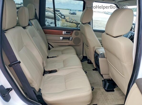 SALAG2V62GA783988 2016 LAND ROVER LR4 Белый Вид задней части салона