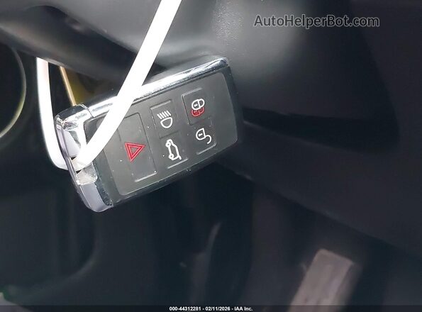 SALCJ2FX2PH321407 2023 LAND ROVER DISCOVERY SPORT White Widok deski rozdzielczej
