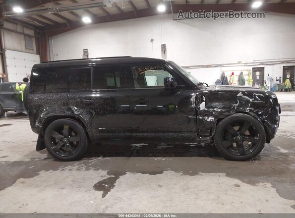 SALE27EU7S2406247 2025 LAND ROVER DEFENDER Black Widok wnętrza z tyłu