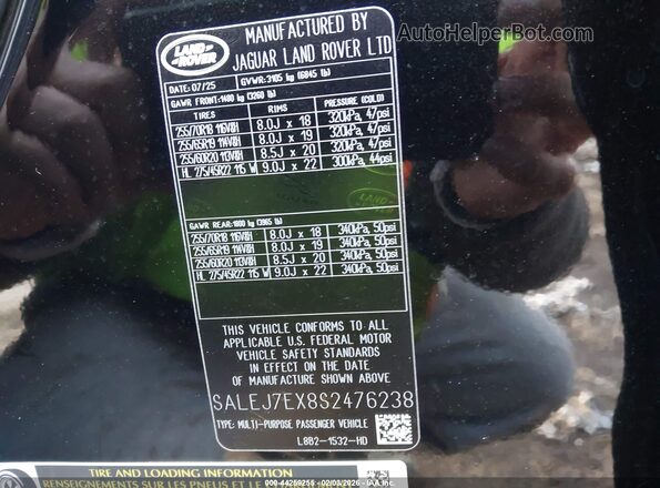 SALEJ7EX8S2476238 2025 LAND ROVER DEFENDER Black ძრავის განყოფილების ხედი