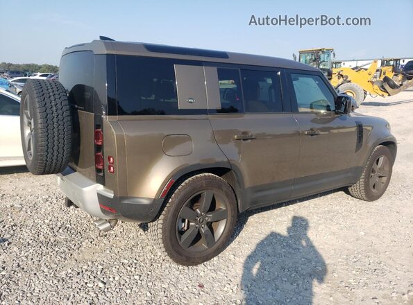 SALEPEFE1R2307706 2024 LAND ROVER DEFENDER Желто-коричневый Задняя правая четверть