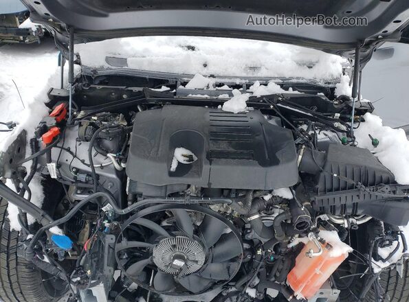 SALEPFEU3P2235841 2023 LAND ROVER DEFENDER Silver ძრავის განყოფილების ხედი