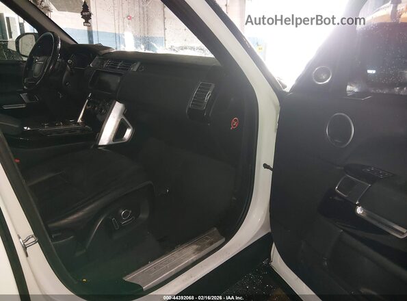 SALGS2FV8HA375544 2017 LAND ROVER RANGE ROVER White წინა სალონის ხედი