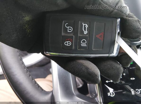 SALKP9E93RA221012 2024 LAND ROVER RANGE ROVER Black Առջևի վահանակի տեսք