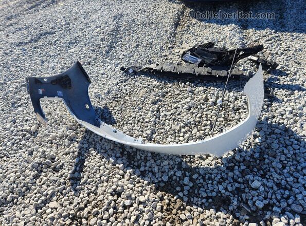 SALKP9FU4RA241112 2024 LAND ROVER RANGE White Widok komory silnika