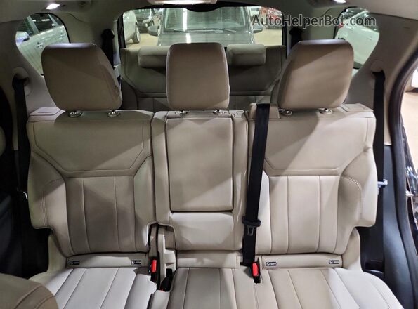 SALRG2RV9JA057928 2018 LAND ROVER DISCOVERY Black უკანა სავარძლების ხედი