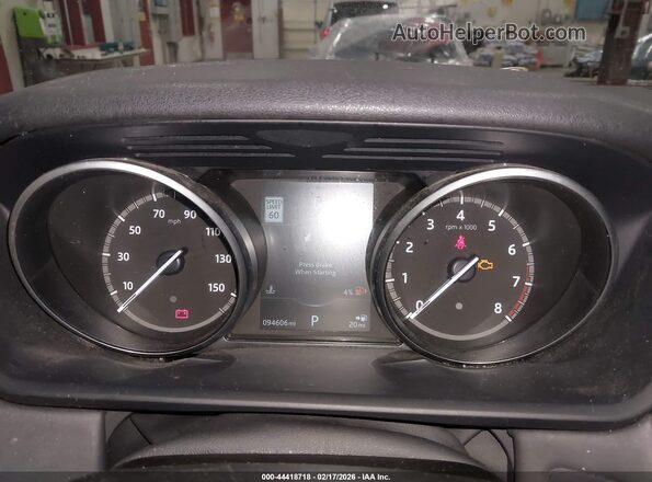 SALRHBBV0HA026231 2017 LAND ROVER DISCOVERY Maroon Հետևի նստատեղերի տեսք