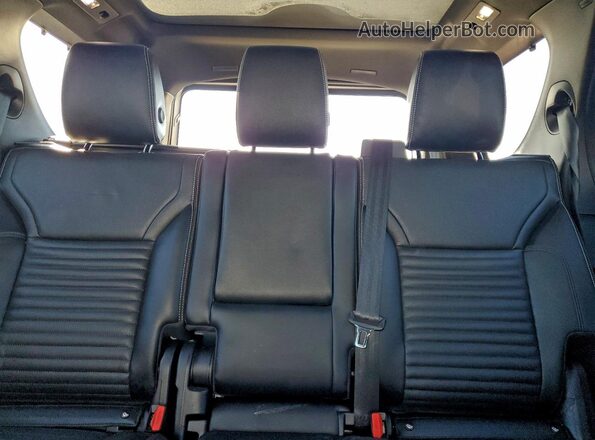 SALRL2EX1R2500565 2024 LAND ROVER DISCOVERY White Rear seats view