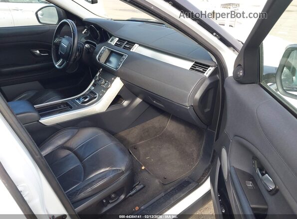 SALVP2BG0HH169013 2017 LAND ROVER RANGE ROVER EVOQUE White Вид салону спереду