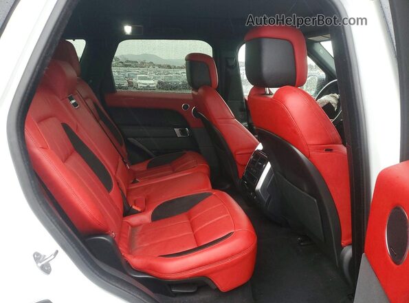 SALWR2SE7NA228690 2022 LAND ROVER RANGE White Rear seats view