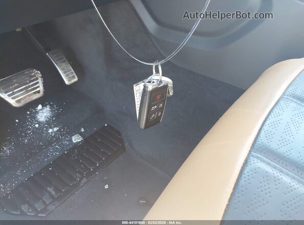SALWV2SV9KA814167 2019 LAND ROVER RANGE ROVER SPORT White Вид панелі приладів