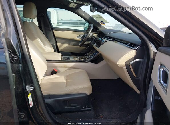SALYB2RX3JA712046 2018 LAND ROVER RANGE ROVER VELAR Black Front interior view