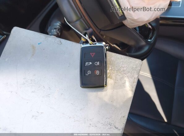SALYJ2EX1SA399797 2025 LAND ROVER RANGE ROVER VELAR White Vista del salpicadero