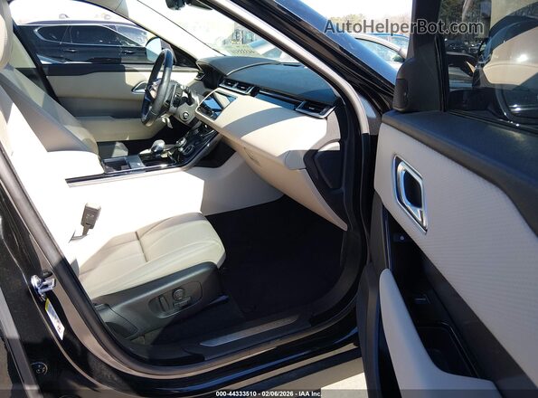 SALYJ2EX3NA331067 2022 LAND ROVER RANGE ROVER VELAR Черный Вид салона спереди