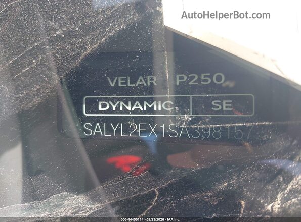 SALYL2EX1SA398157 2025 LAND ROVER RANGE ROVER VELAR White Engine compartment view