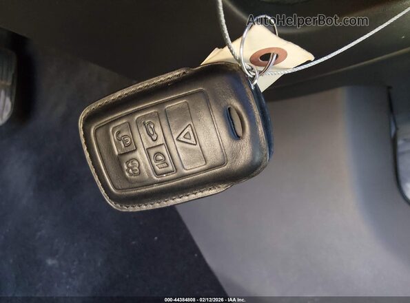SALYL2EX2KA218328 2019 LAND ROVER RANGE ROVER VELAR Gray Widok deski rozdzielczej