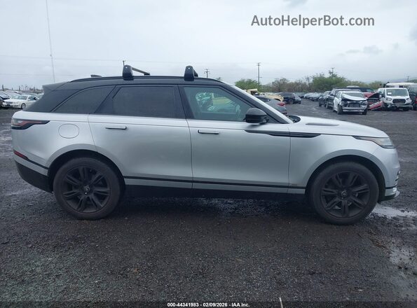SALYL2EXXKA783653 2019 LAND ROVER RANGE ROVER VELAR Silver Rear interior view