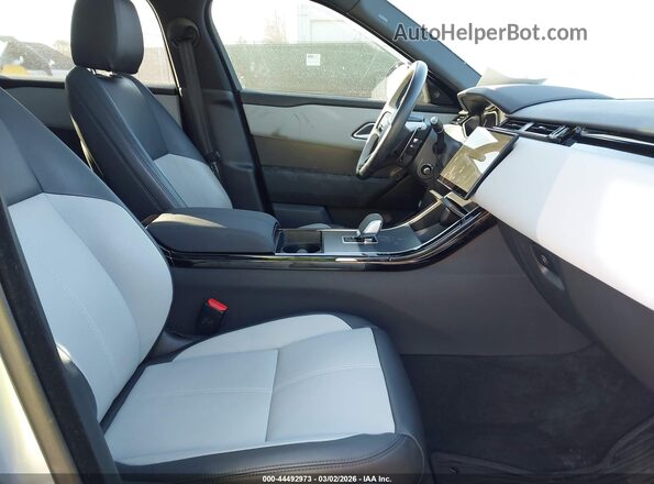 SALYL2FU9RA374235 2024 LAND ROVER RANGE ROVER VELAR Silver Вид салону спереду