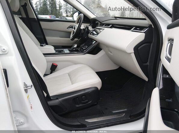 SALYT2EXXMA305879 2021 LAND ROVER RANGE ROVER VELAR White Widok wnętrza z przodu