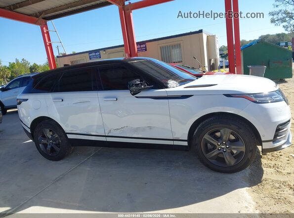 SALYT2EXXMA307406 2021 LAND ROVER RANGE ROVER VELAR White Սալոնի հետևի տեսք
