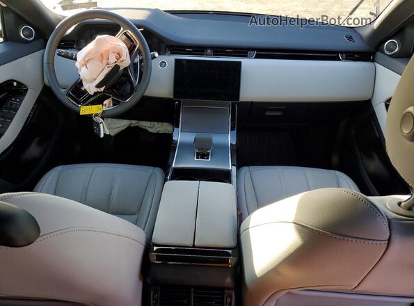SALZJ2FX0TH304531 2026 LAND ROVER RANGE Black Vista del salpicadero