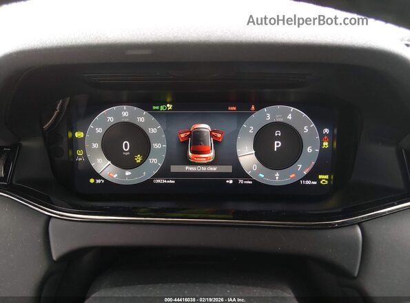 SALZJ2FX6RH240245 2024 LAND ROVER RANGE ROVER EVOQUE Gray Widok tylnych siedzeń