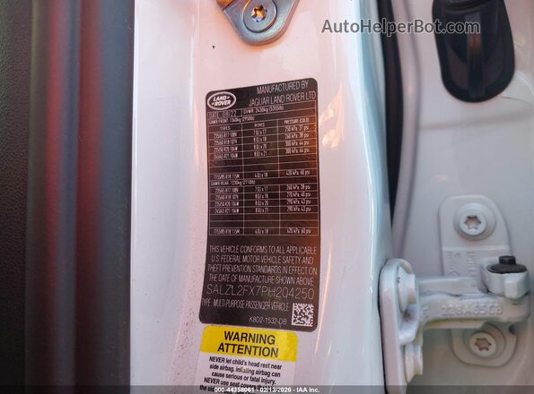SALZL2FX7PH204250 2023 LAND ROVER RANGE ROVER EVOQUE White Вид підкапотного простору
