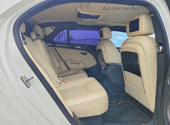 SCBBG7ZH3GC002262 2016 BENTLEY MULSANNE White Widok tylnych siedzeń