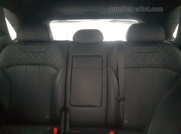 SJAAC2ZV6HC013952 2017 BENTLEY BENTAYGA Черный Вид задних сидений