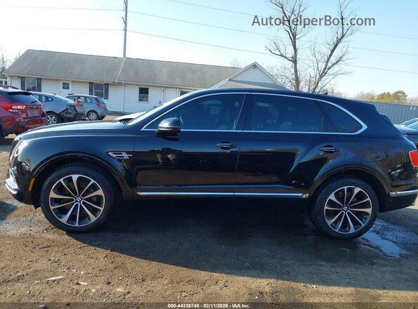 SJAAC2ZV6JC017909 2018 BENTLEY BENTAYGA Black 