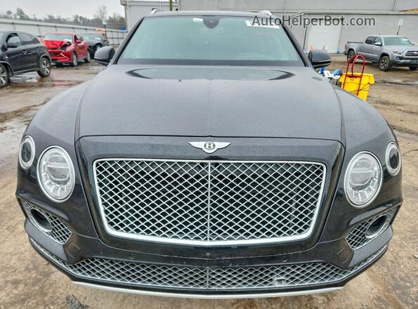 SJAAC2ZV6JC017957 2018 BENTLEY BENTAYGA Black Դիմացի տեսք