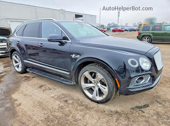 SJAAC2ZV6JC017957 2018 BENTLEY BENTAYGA Black Առջևի աջ