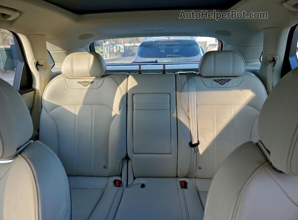 SJAAM2ZV0KC024966 2019 BENTLEY BENTAYGA Black უკანა სავარძლების ხედი