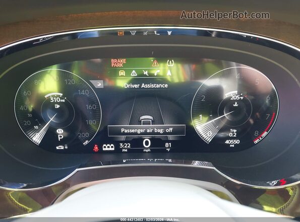 SJAAM2ZV6MC035120 2021 BENTLEY BENTAYGA White Vista de los asientos traseros