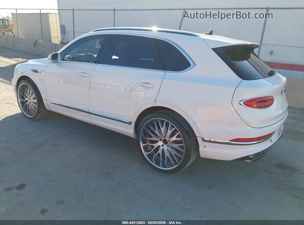 SJAAM2ZV6MC035120 2021 BENTLEY BENTAYGA White Trasero izquierdo