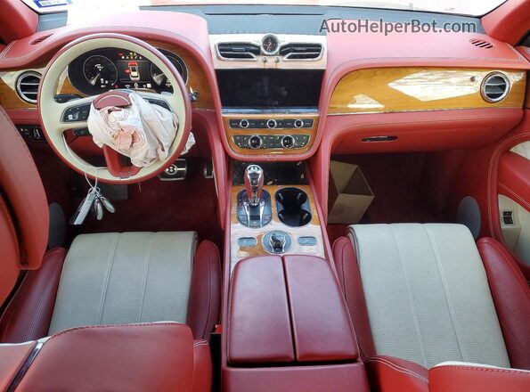 SJAAM2ZV9MC036066 2021 BENTLEY BENTAYGA Burgundy Widok deski rozdzielczej